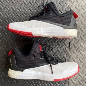 Crazylight Boost 2.5 Low ‘Core Black Scarlet’